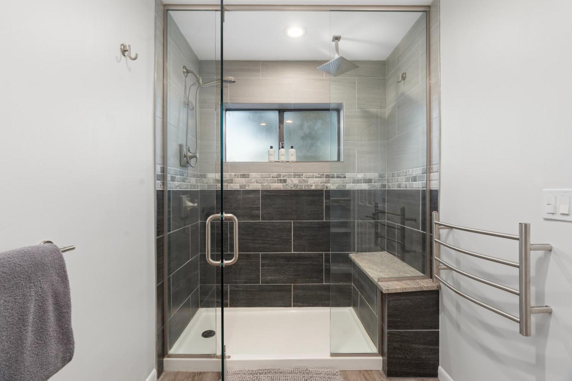 Mountainview Zen Retreat With Hot Tub, Game Room, Close To Old Town Котънууд Екстериор снимка