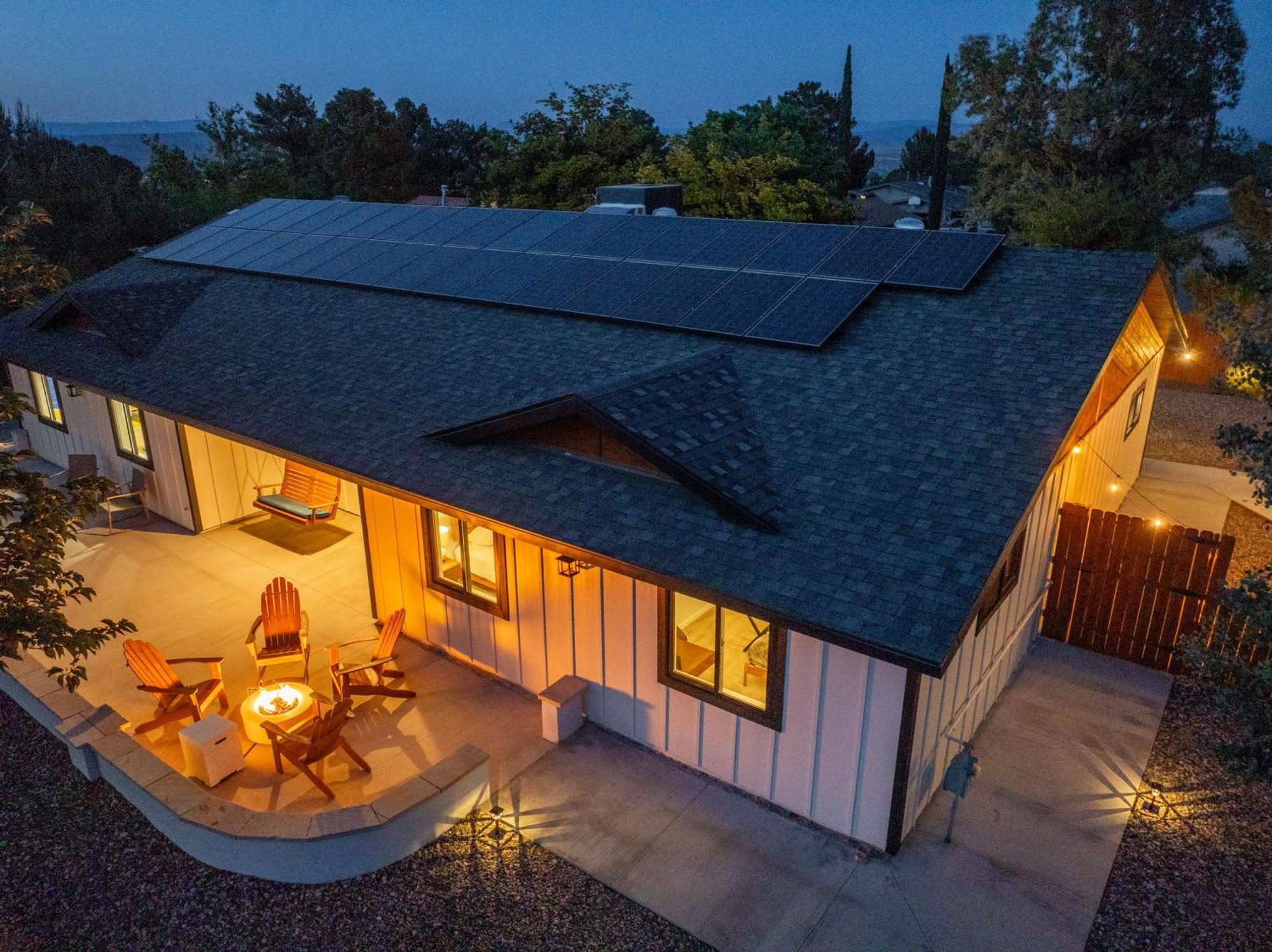 Mountainview Zen Retreat With Hot Tub, Game Room, Close To Old Town Котънууд Екстериор снимка